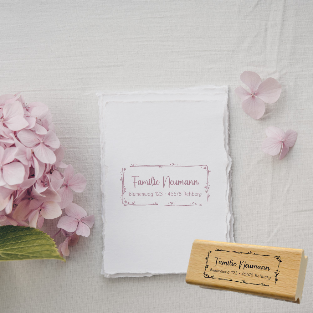 Personalisierbarer Adressstempel „Neumann“ | 58 x 22 mm