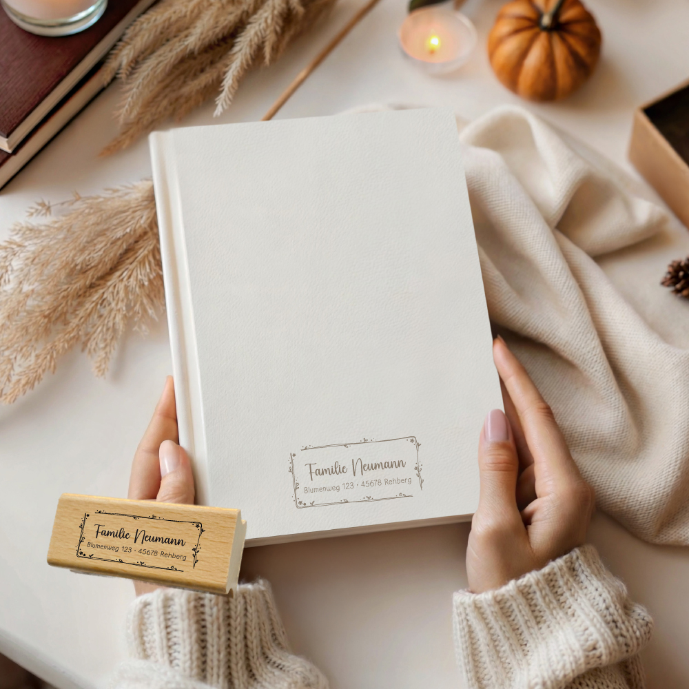 Personalisierbarer Adressstempel „Neumann“ | 58 x 22 mm