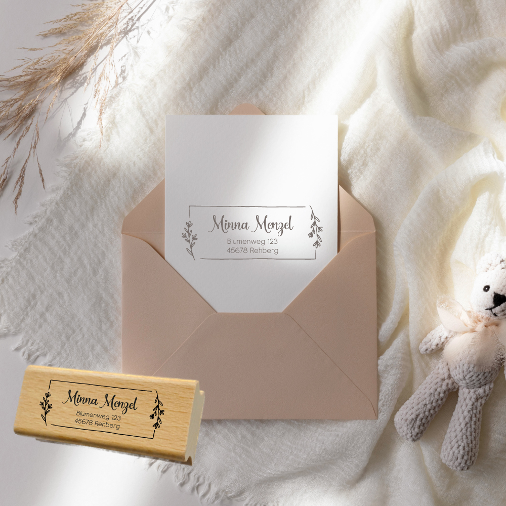 Personalisierbarer Adressstempel „Menzel“ | 58 x 22 mm