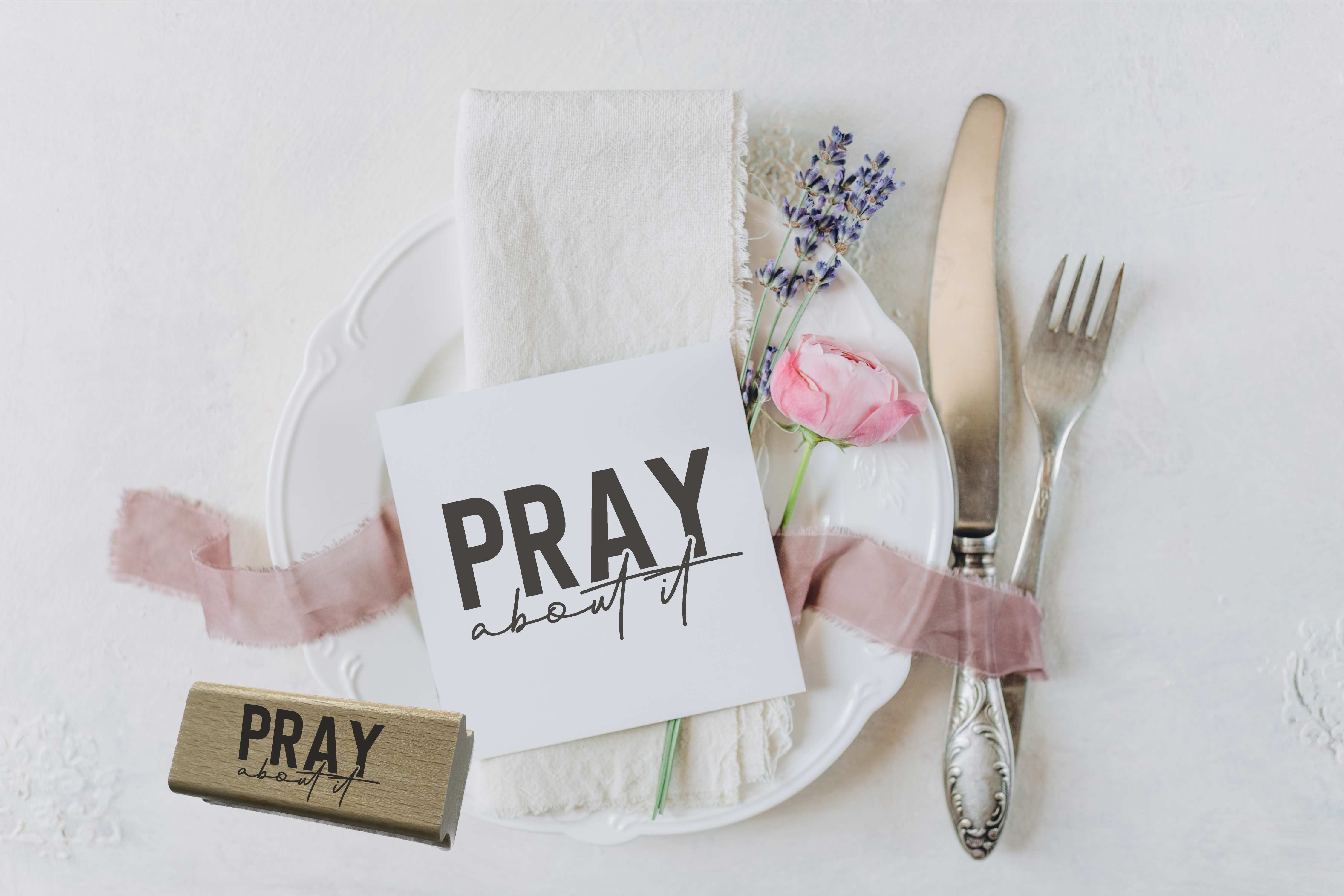 Stempel „PRAY about it“ | Modernes Handlettering & Typografie | Christlicher Holzstempel & Selbstfärber