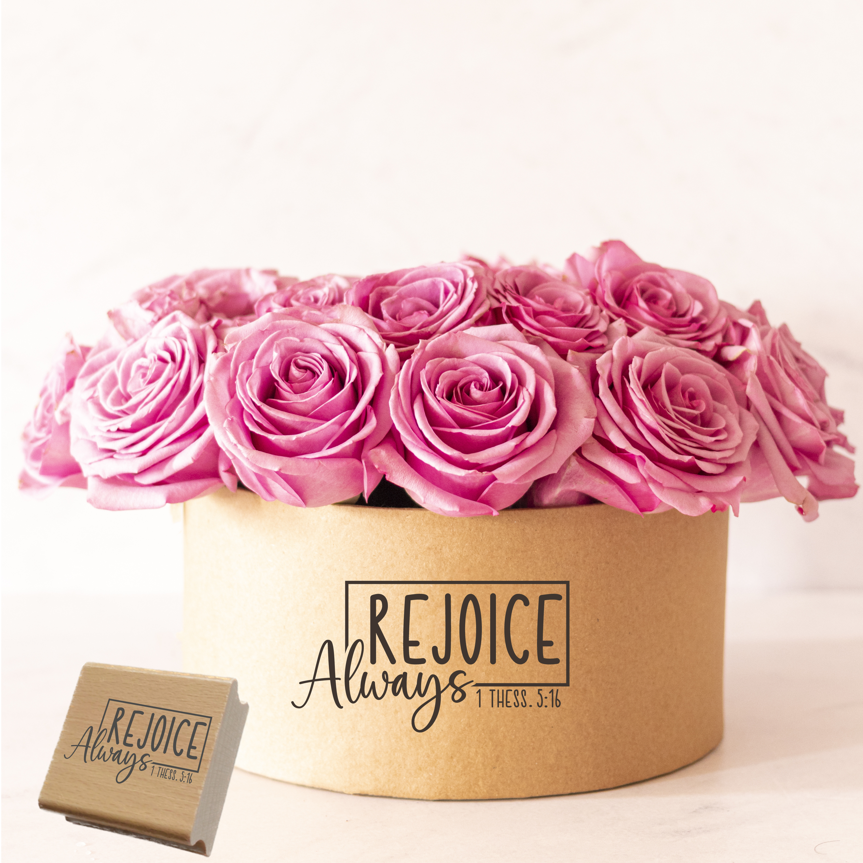 Stempel "Rejoice Always" 1 Thess. 5:16 | Bibelvers Motivstempel mit Rahmen | Holzstempel & Selbstfärber