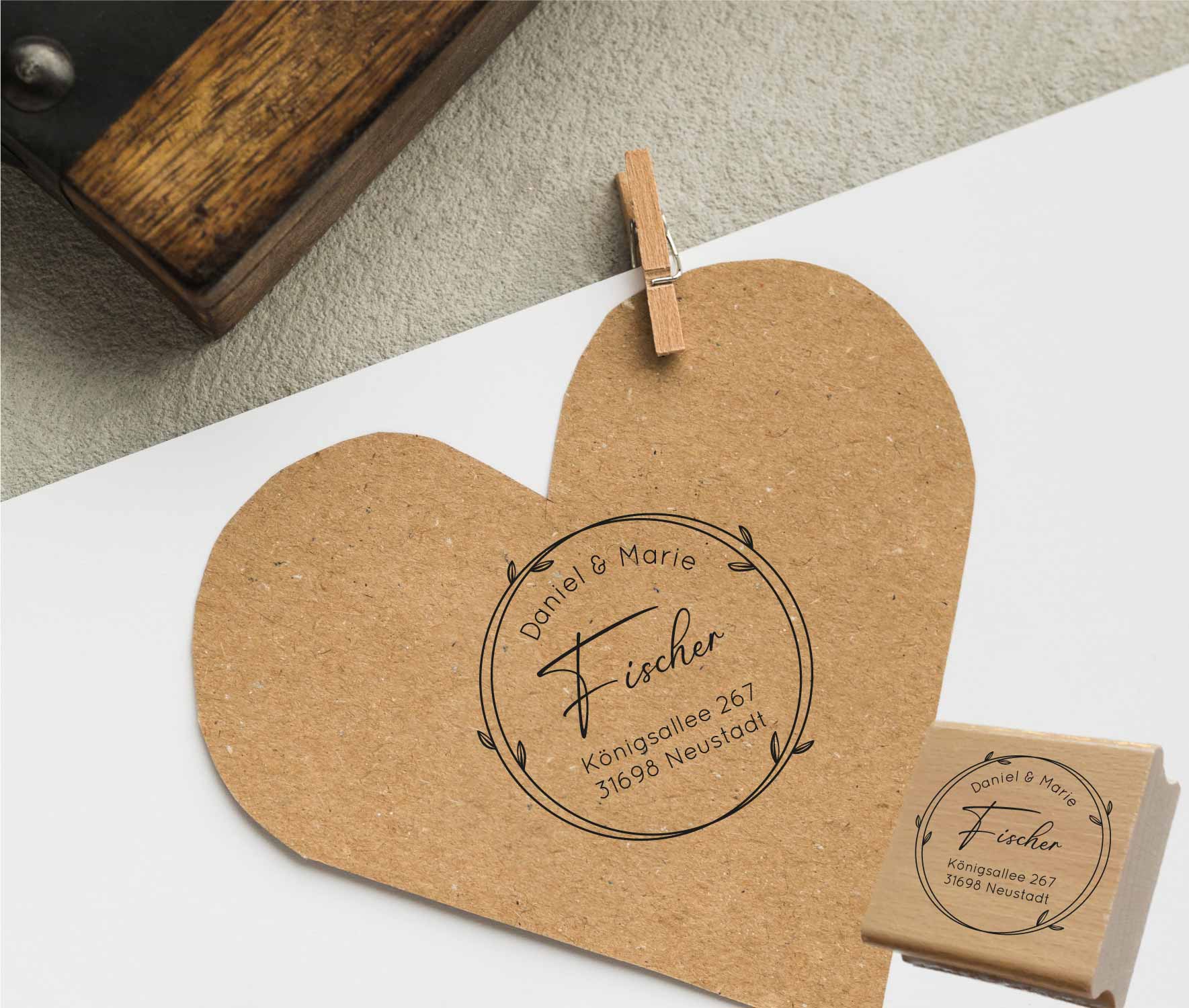 Personalisierter Adresstempel "Fischer" | 4–10 cm