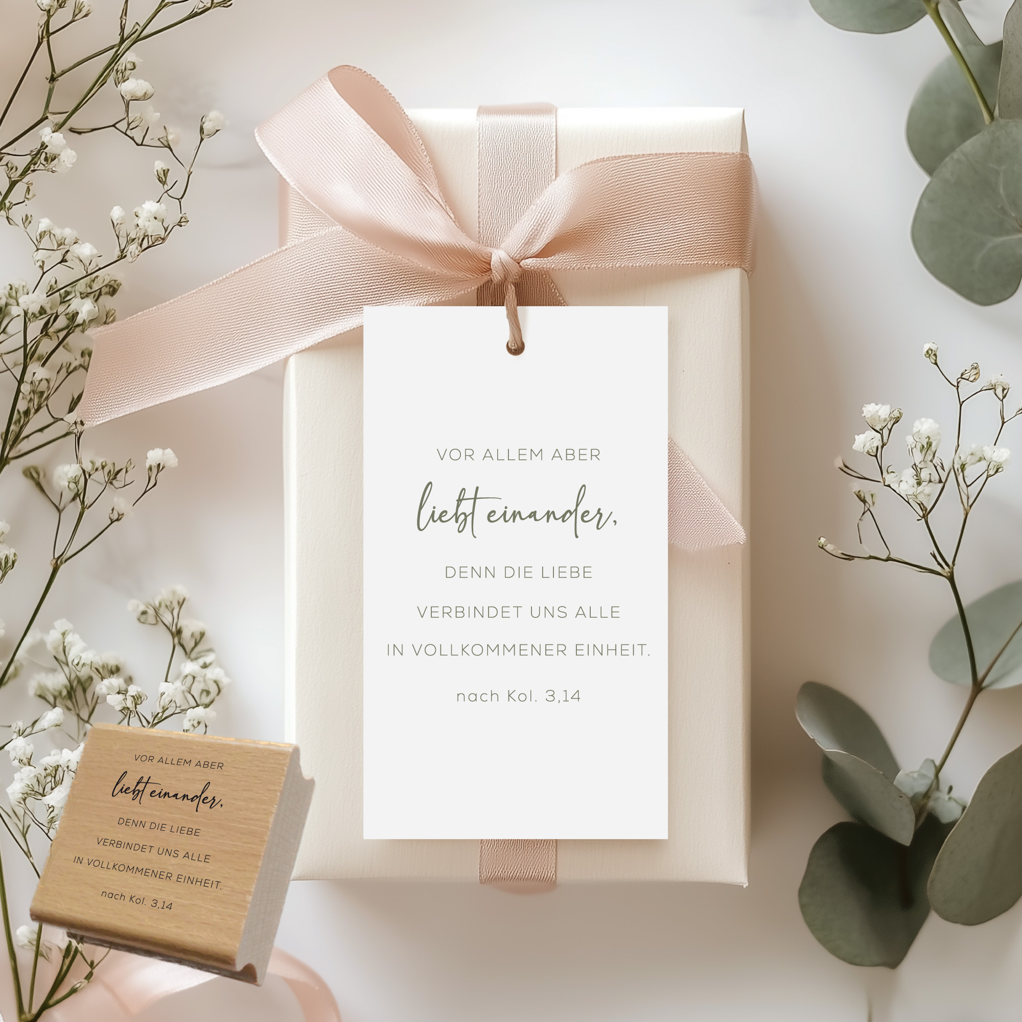 Bibelvers-Stempel nach Kolosser 3,14 „Vor allem aber liebt einander“ | für Karten, Basteln & Geschenkideen