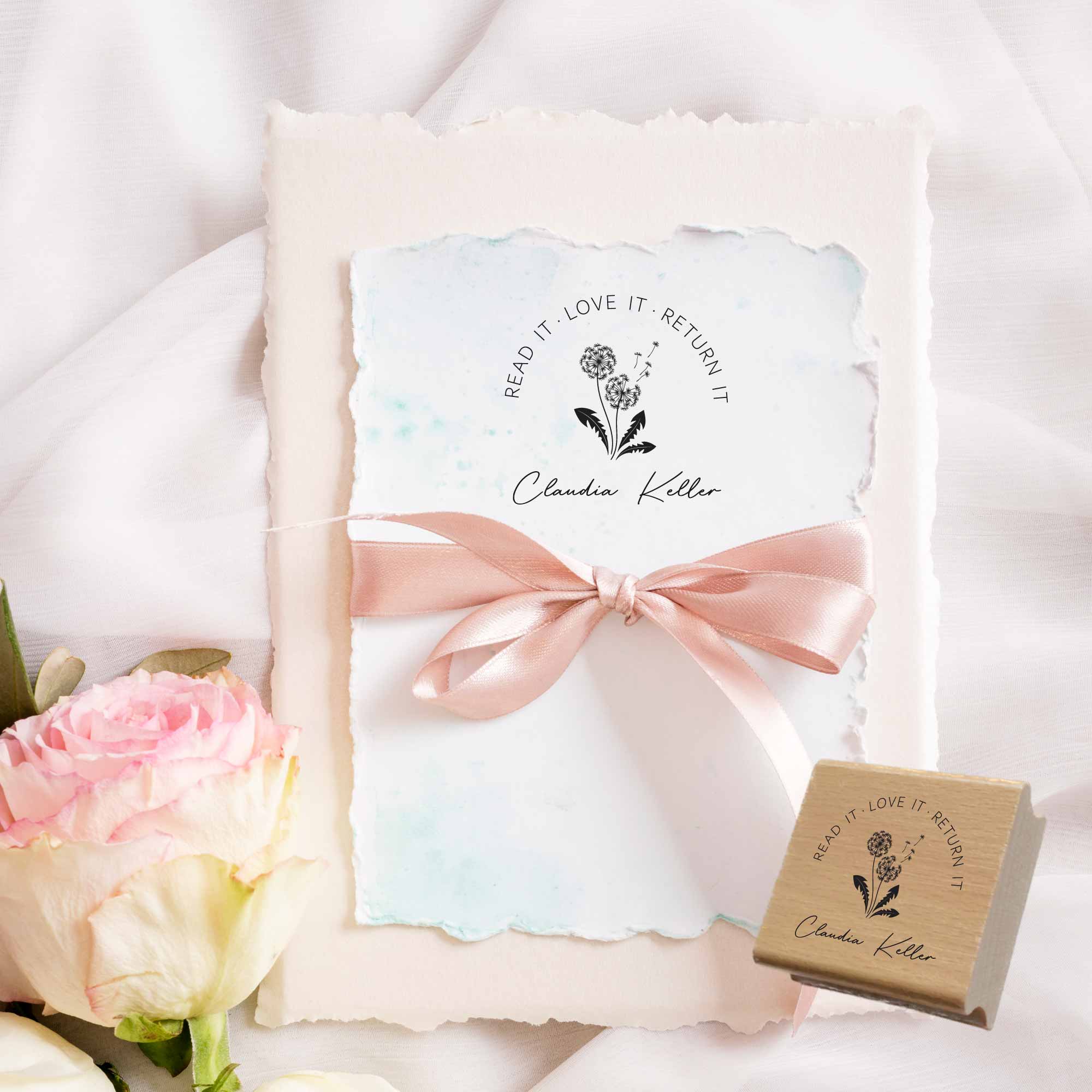 Bücherstempel mit Pusteblume Read it. Love it. Return it. 