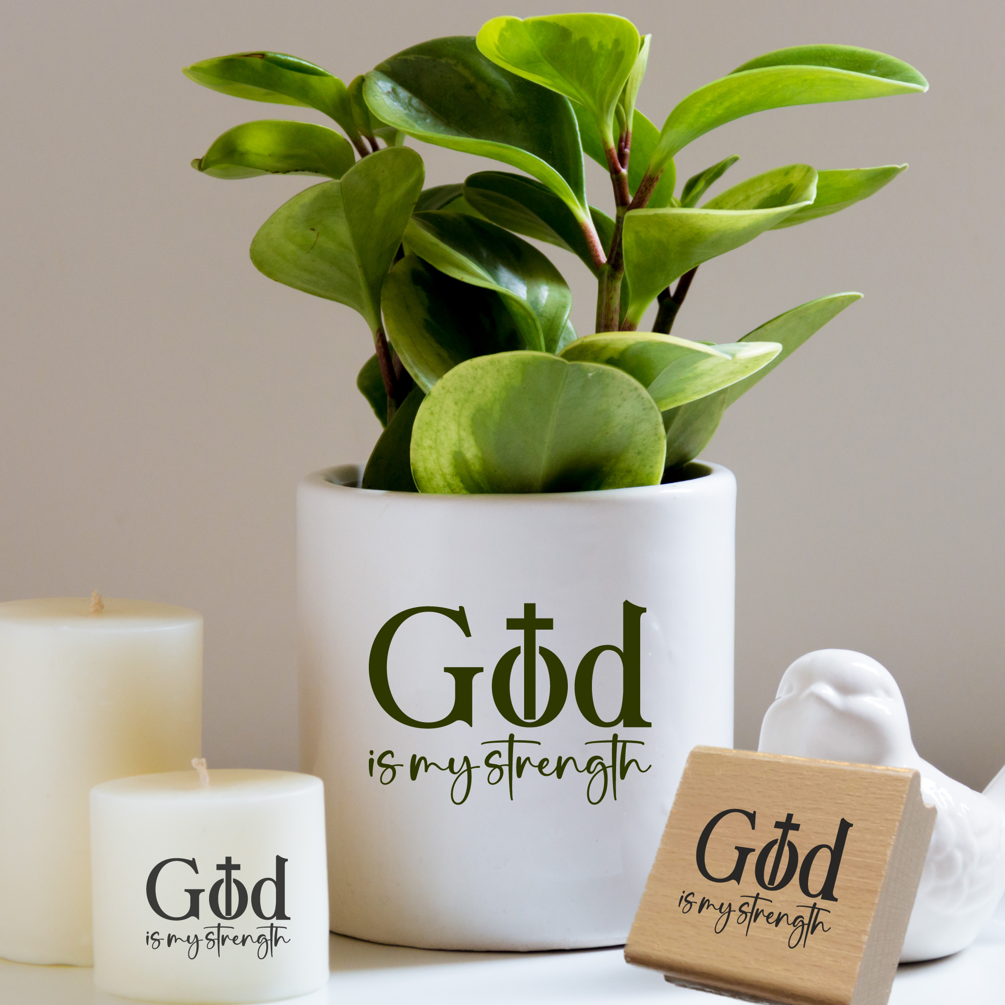 Stempel „God is my strength“ – Christlicher Motivstempel mit Kreuz-Symbol (Holz oder Gummi)