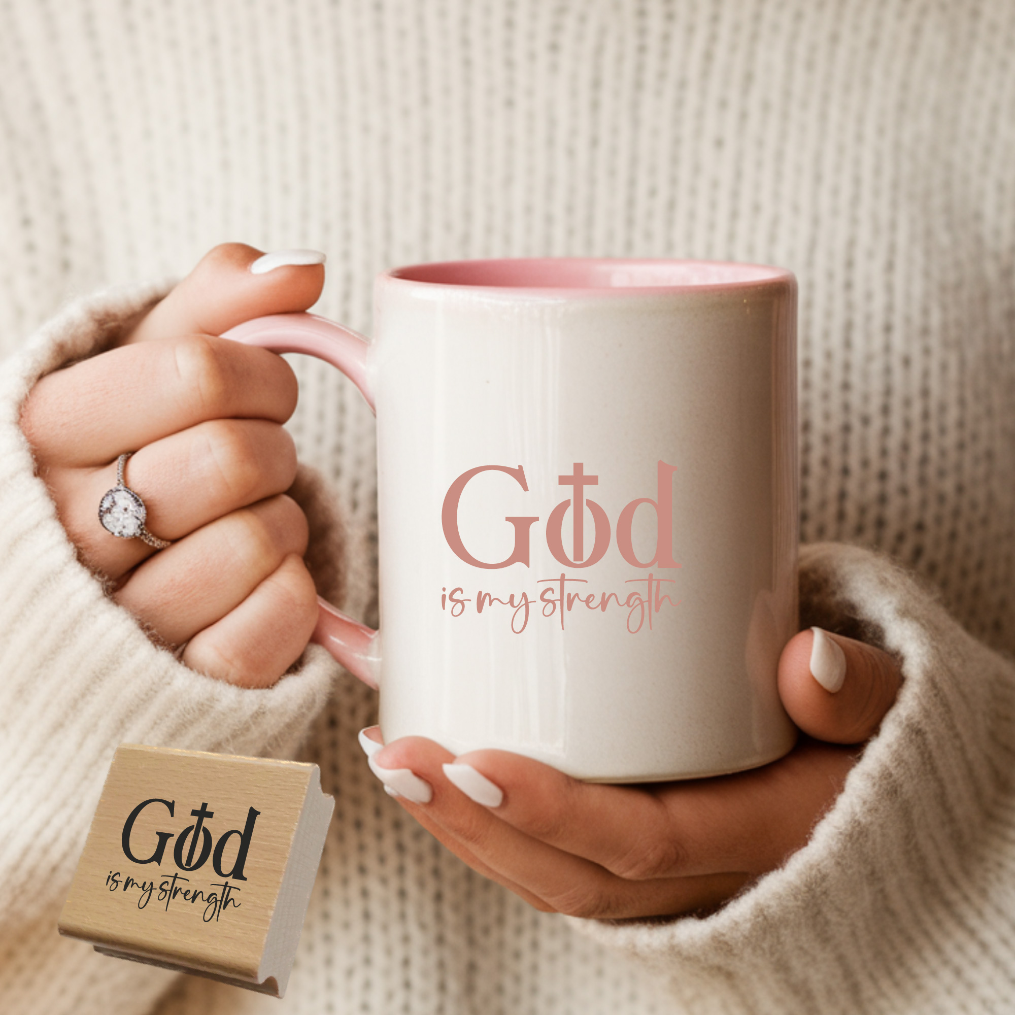 Stempel „God is my strength“ – Christlicher Motivstempel mit Kreuz-Symbol (Holz oder Gummi)