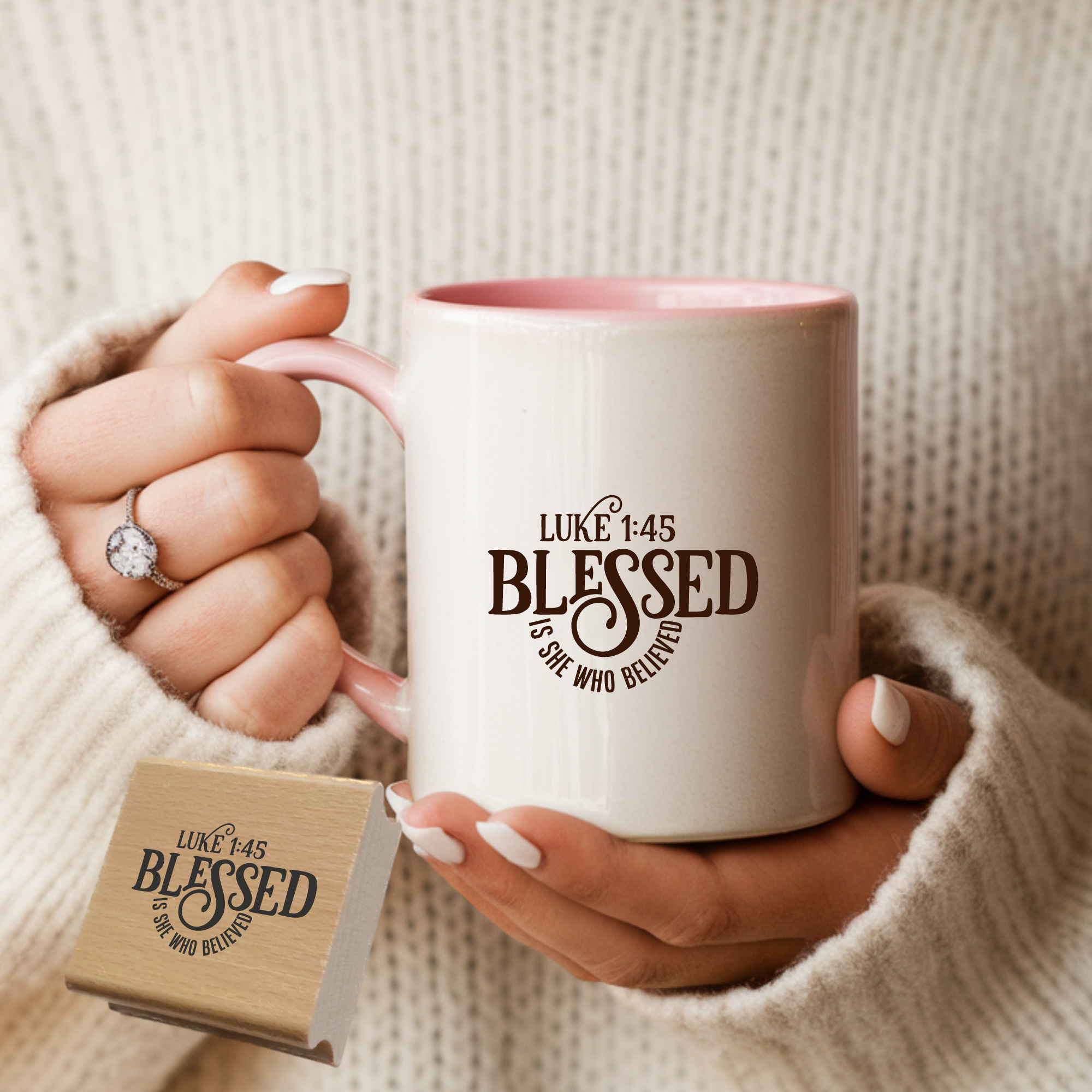 Stempel Lukas 1:45 • Blessed is she who believed Bibelvers Holzstempel