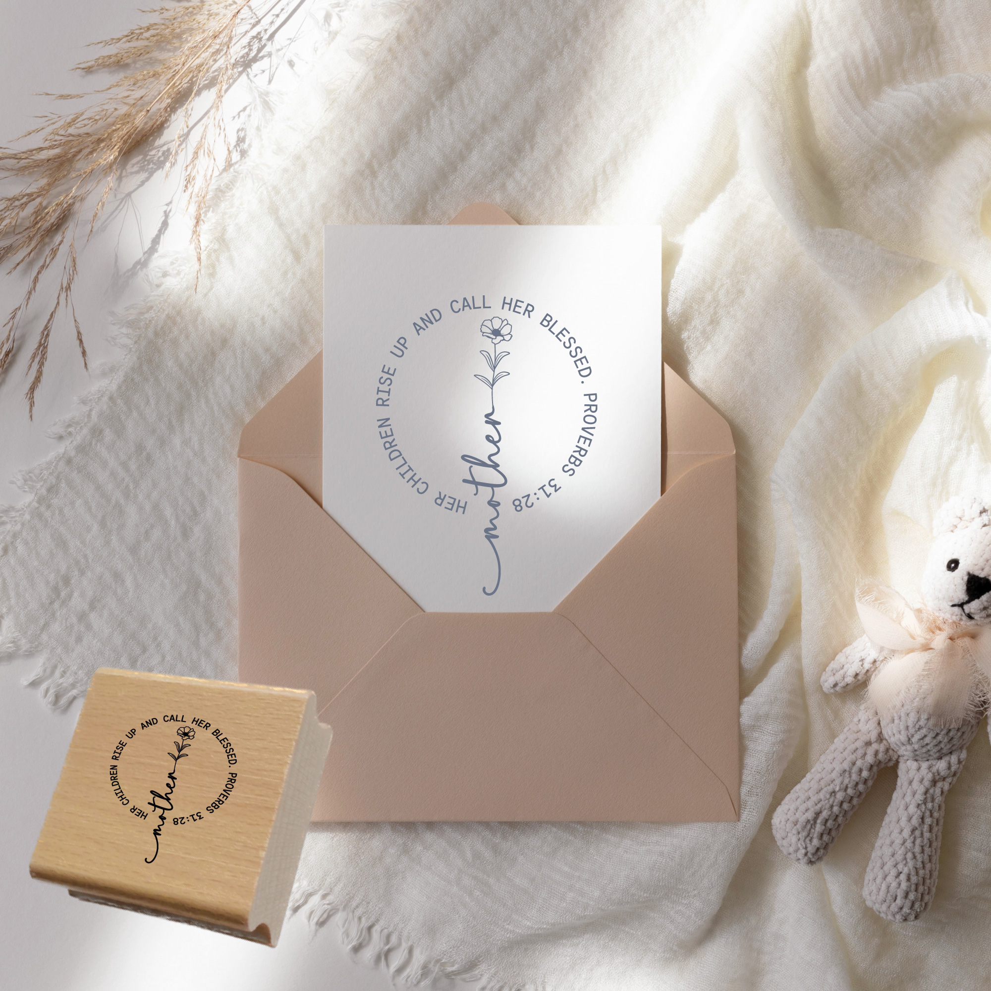 Stempel Sprüche 31:28 • "Her children call her blessed" Christlicher Muttertagsstempel