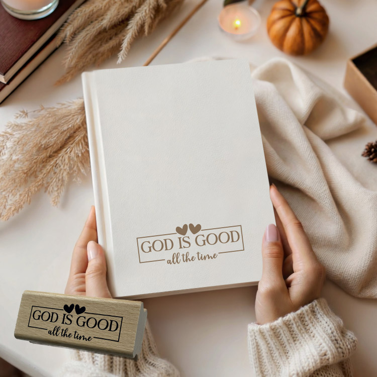 Motivstempel „God is good all the time“ – Christlicher Holzstempel mit Herz für Papeterie & DIY