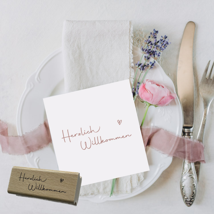 Motivstempel „Herzlich Willkommen“ – Eleganter Schriftzug-Holzstempel mit Herz für Feste, Gäste & DIY