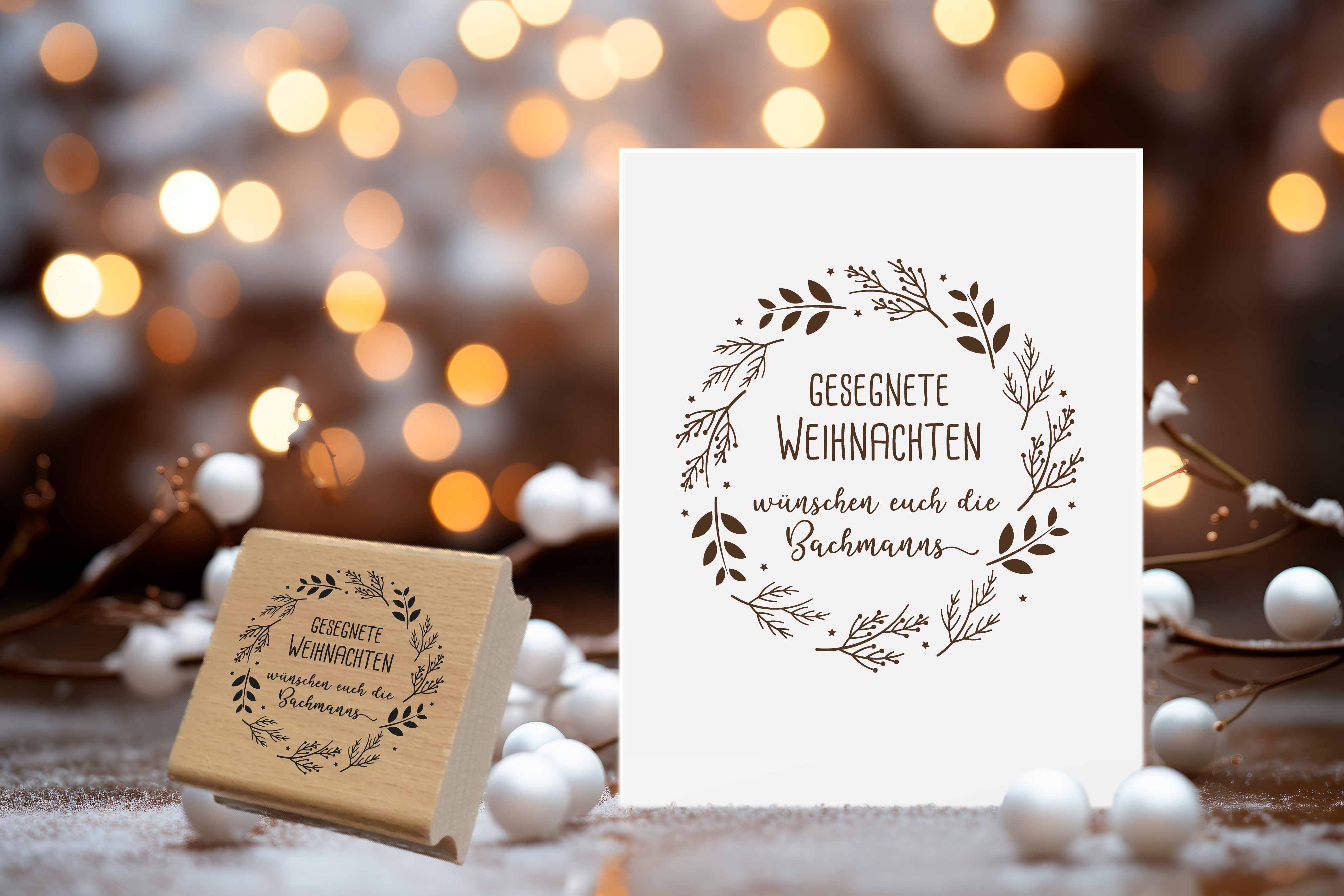 Dein Familien-Weihnachtsstempel mit edlem Kranz | 4 - 10 cm "Bachmann"