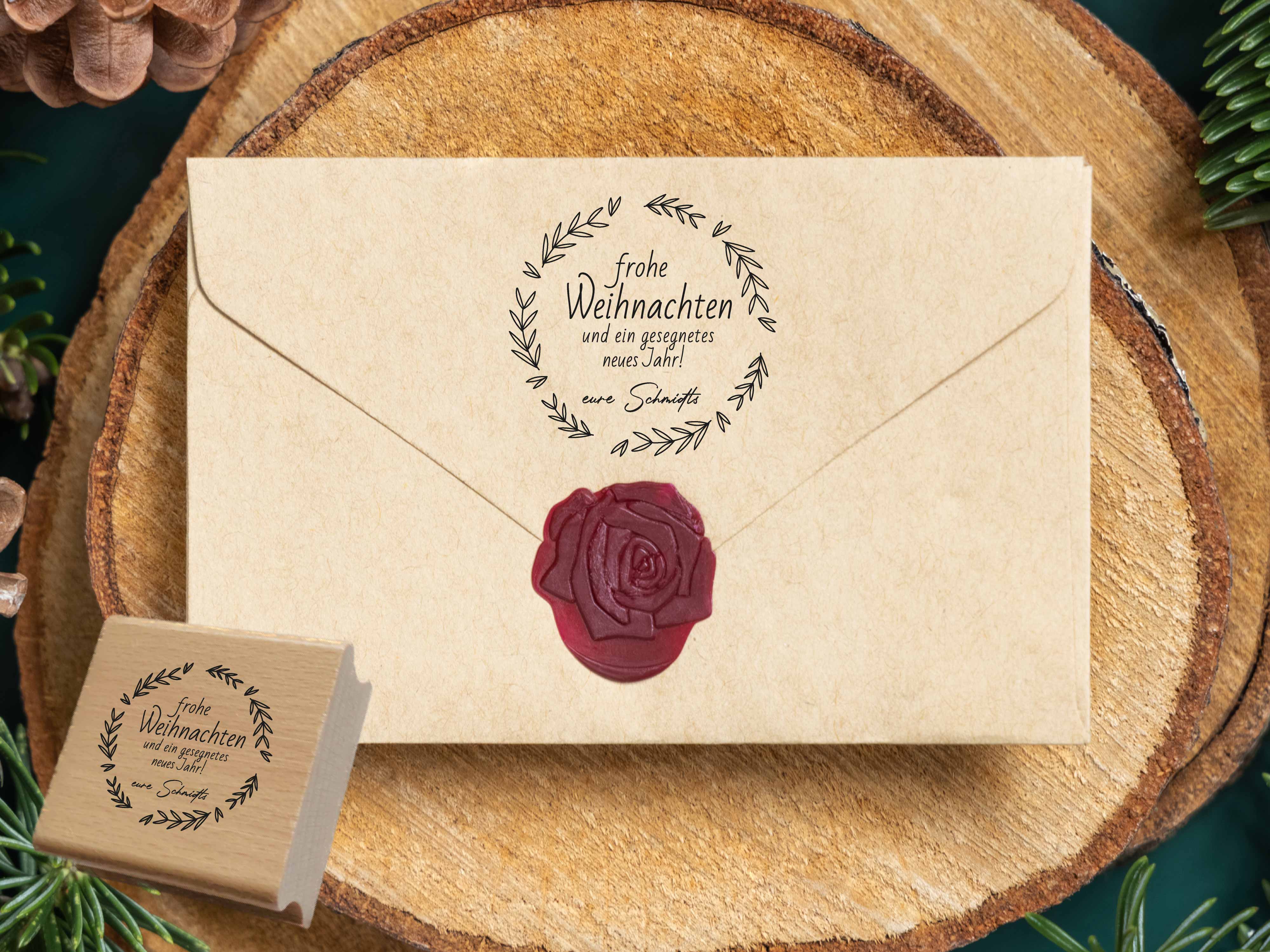 Dein Weihnachtsstempel mit Blätterkranz & Name | 4 - 10 cm "Schmidt"