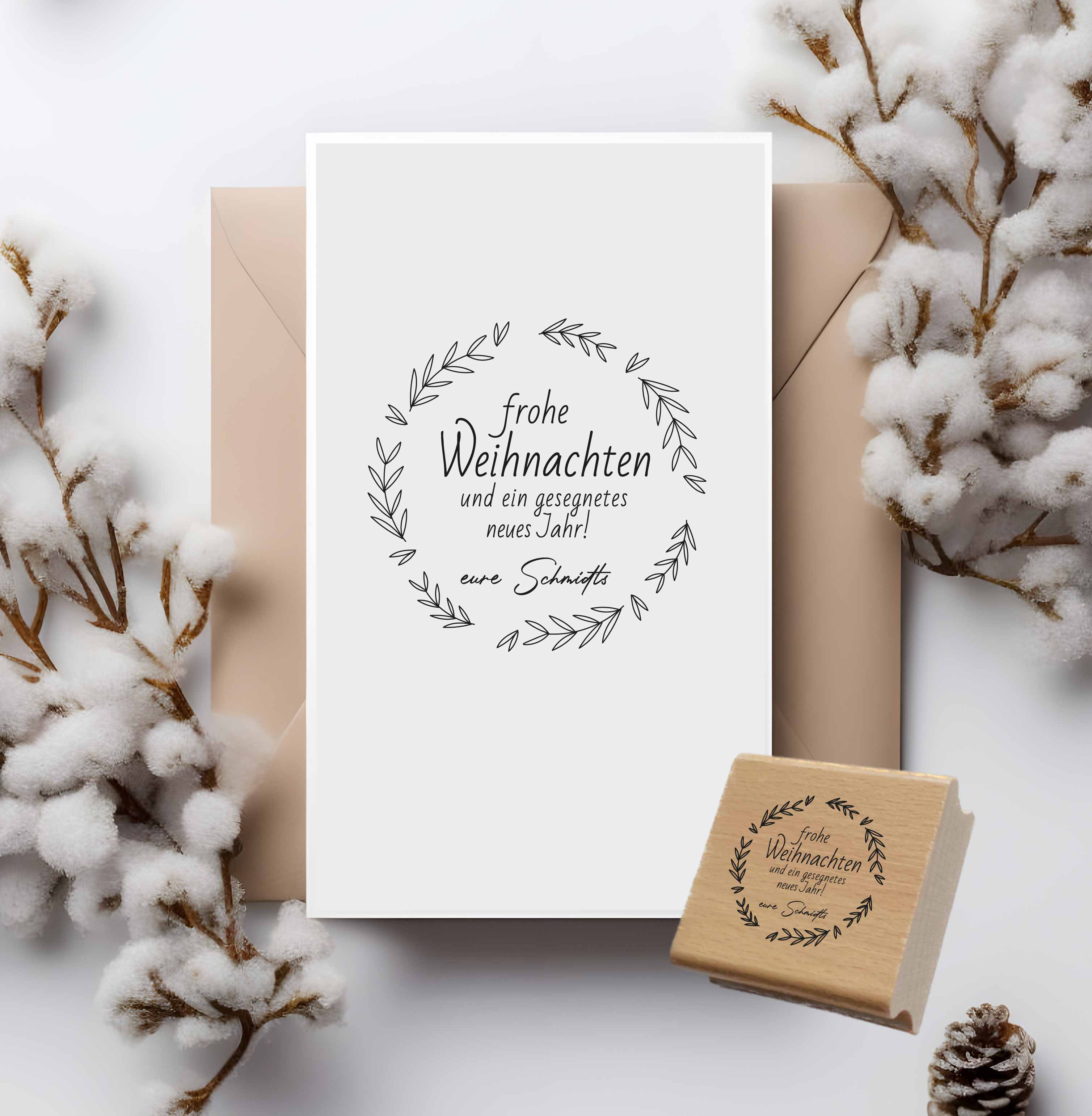 Dein Weihnachtsstempel mit Blätterkranz & Name | 4 - 10 cm "Schmidt"
