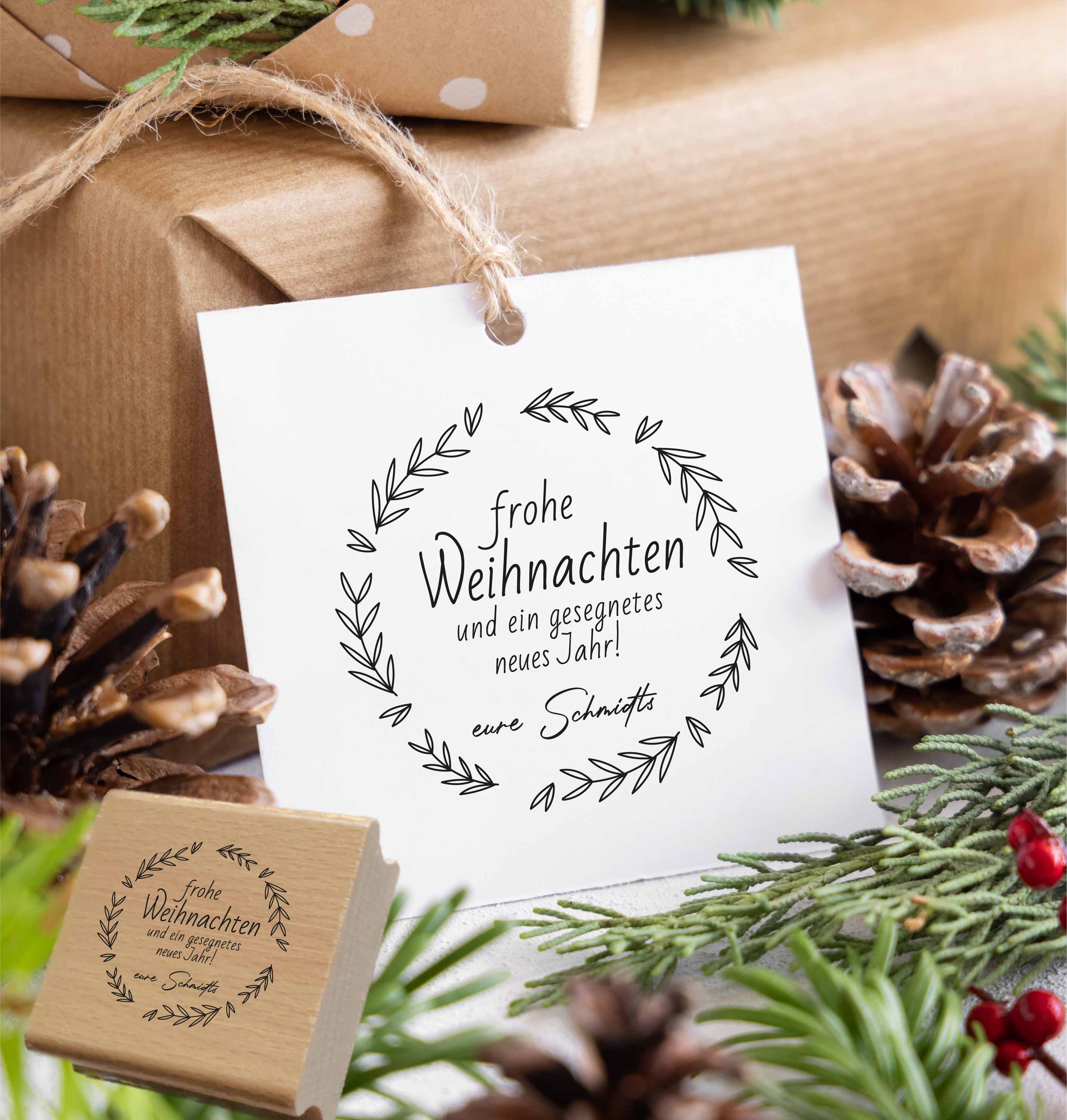 Dein Weihnachtsstempel mit Blätterkranz & Name | 4 - 10 cm "Schmidt"