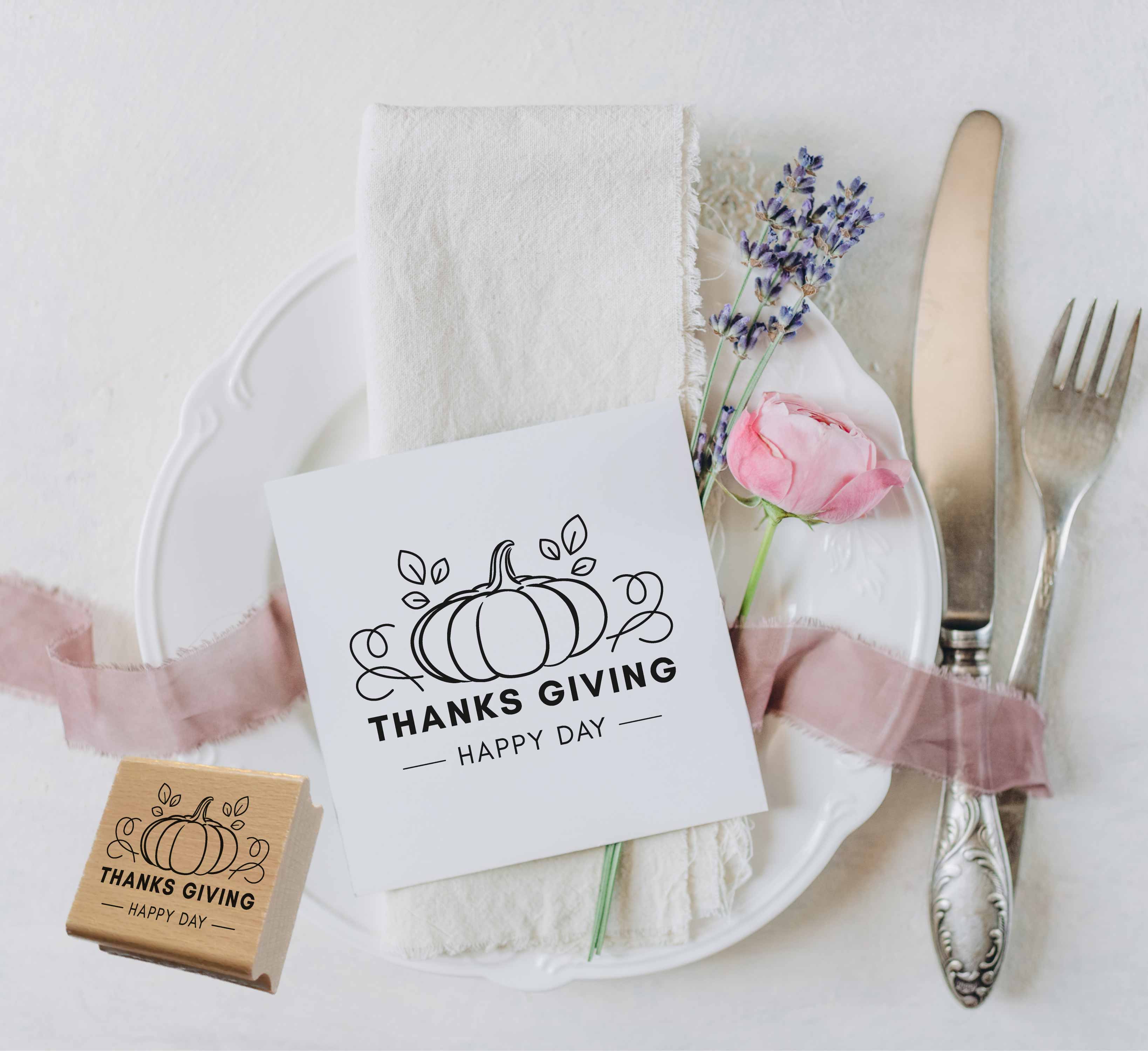 Thanksgiving Stempel „Happy Day“ mit Kürbis | Herbststempel 4–10 cm